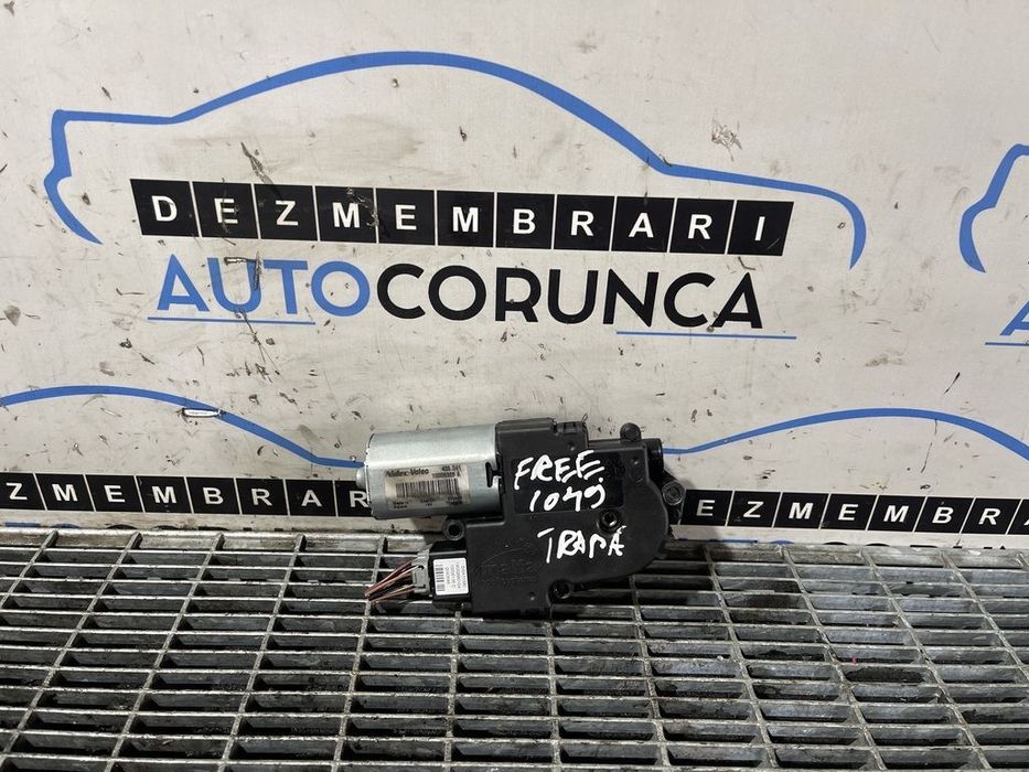 Motoras Stergator Luneta Land Rover Freelander 2 2006 - 2010 (1049) TRAPA 10006326E