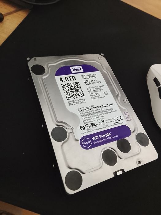 Жесткий жиск WD purple 4тб