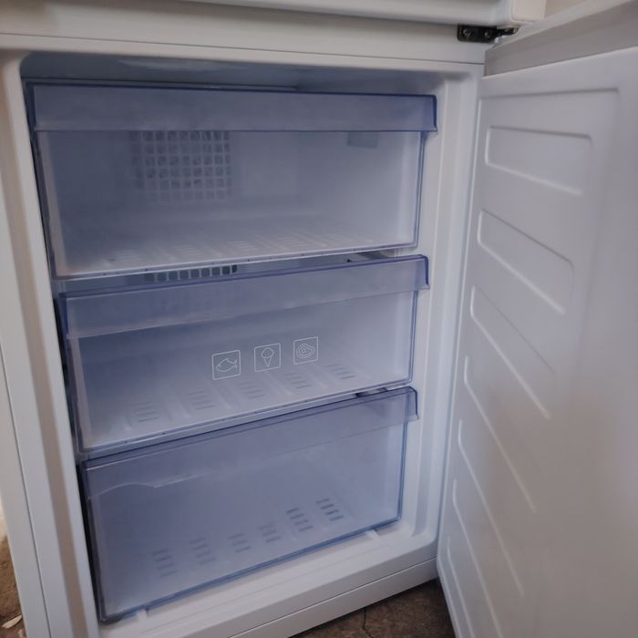 Холодильник в отличном состоянии!!!