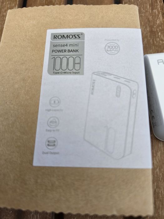 Преносима батерия ROMOSS Sense4 Mini Power Bank 10 000 mAh .