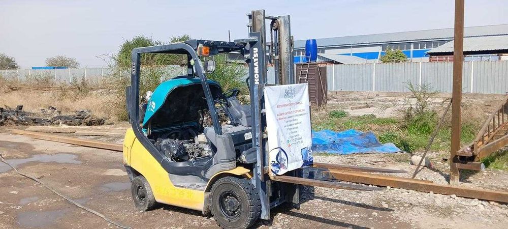 Вилочный погрузчик Komatsu