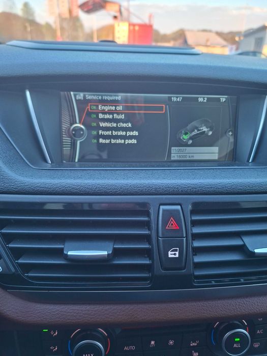 BMW X1 xDrive X-Line 2015 – Full opțiuni, stare impecabilă!