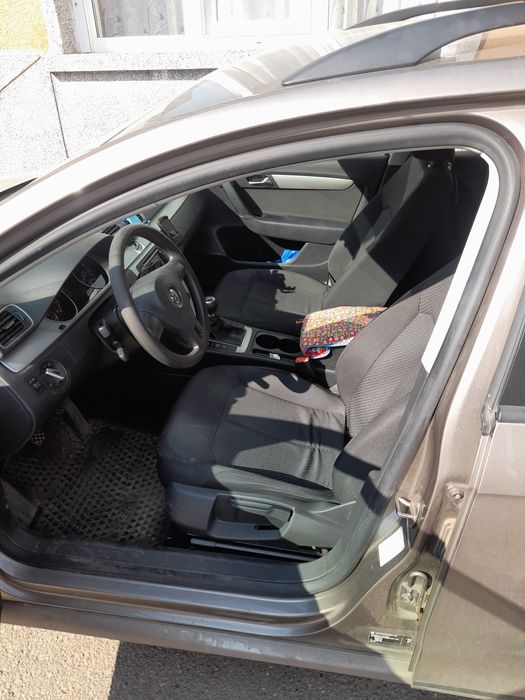 VOLKSWAGEN Passat 2012 — imagine 5