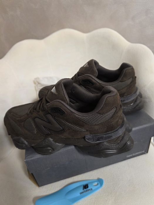 Adidasi new balance 9060