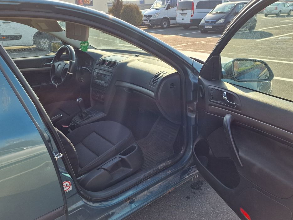 Skoda Octavia 2 1.6FSI 115Cp