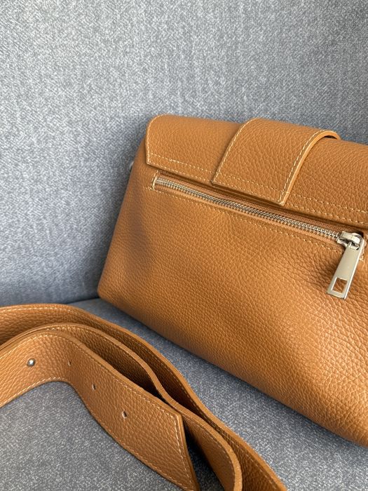 Сумка на ремешке