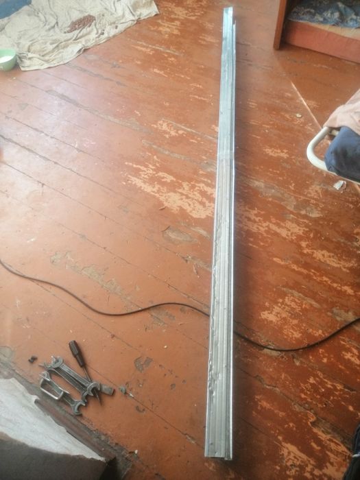 Продам срочно профиль строительный