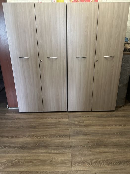 Офисный шкаф для документов / одежды