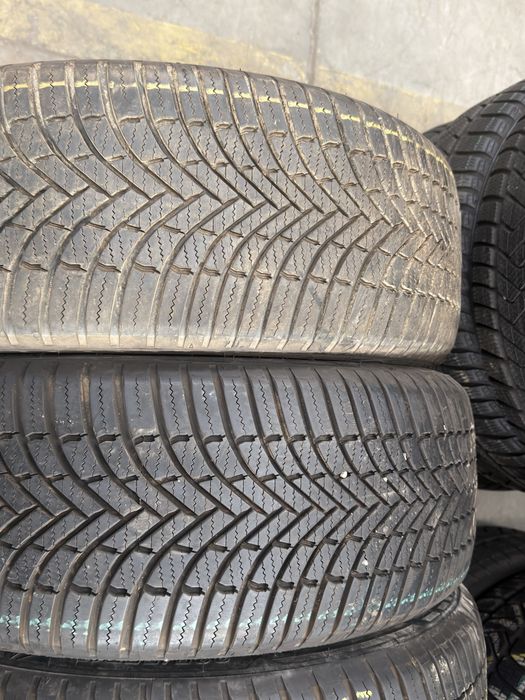 Vand 4 anvelope 225/55/18 firestone allsezon ca noi
