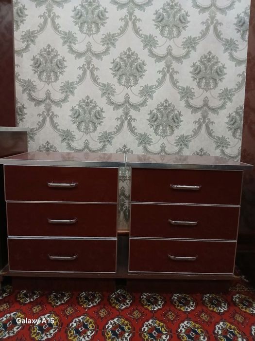 Shkaf sotiladi 3mln kelishiladi Xorazm Xivada bu shkaf