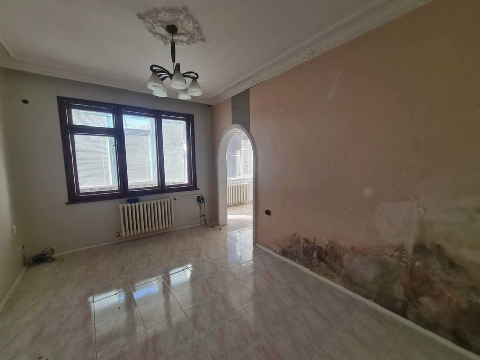 Продава се Четиристаен апартамент в Хасково, Македонски - 122 кв.м за 753 €/кв.м - Снимка #7