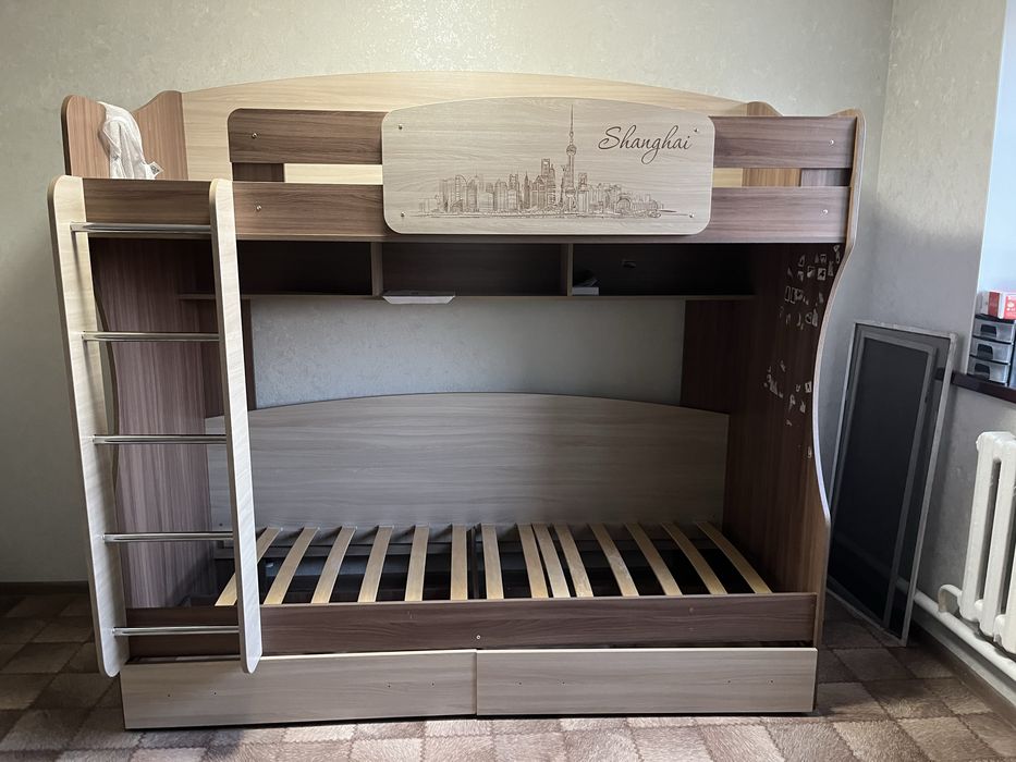 Кровать детская двухярусная