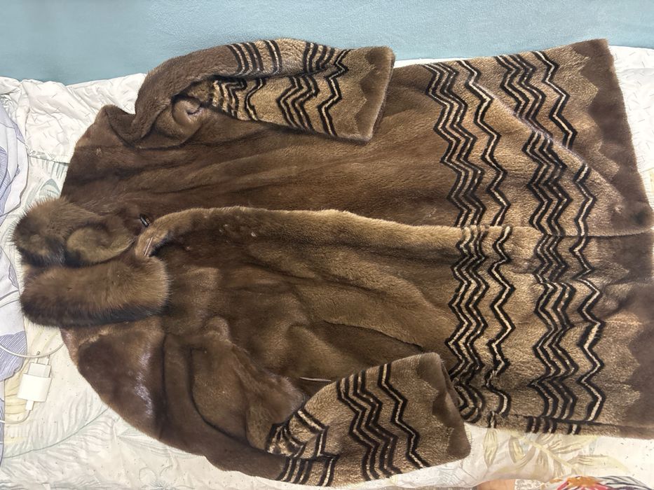 Продается норковая шуба