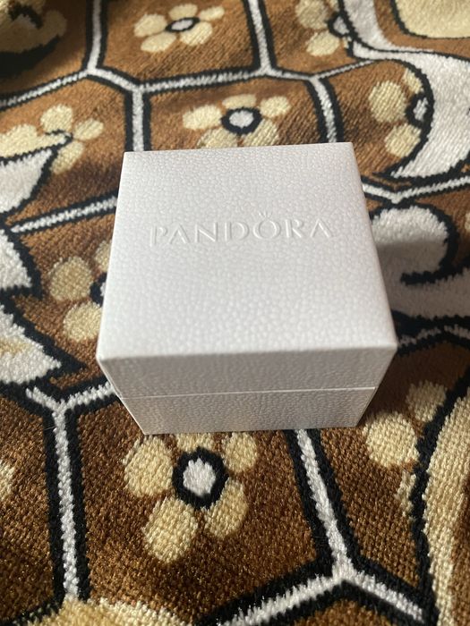 Визитницы , коробочки