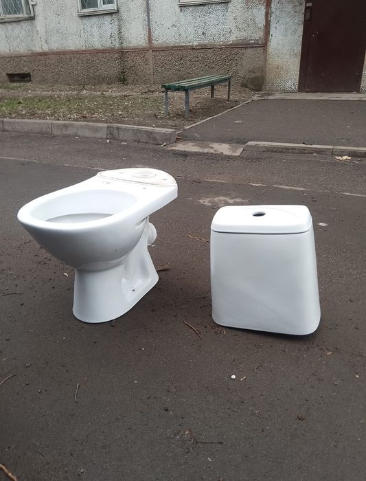 Унитаз туалет ..