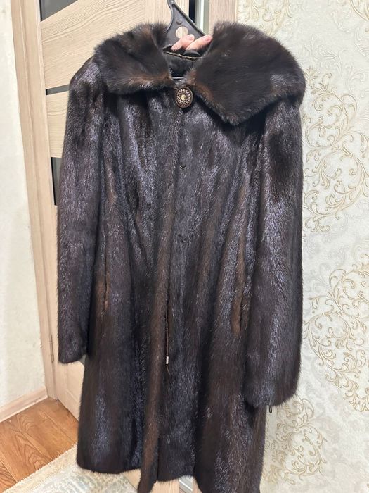 Продам норковую шубу