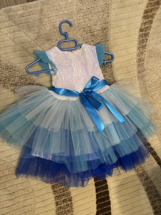 Детска рокля за 3-4 год