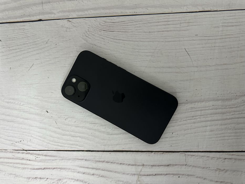 продам айфон 15 в отличном состоянии