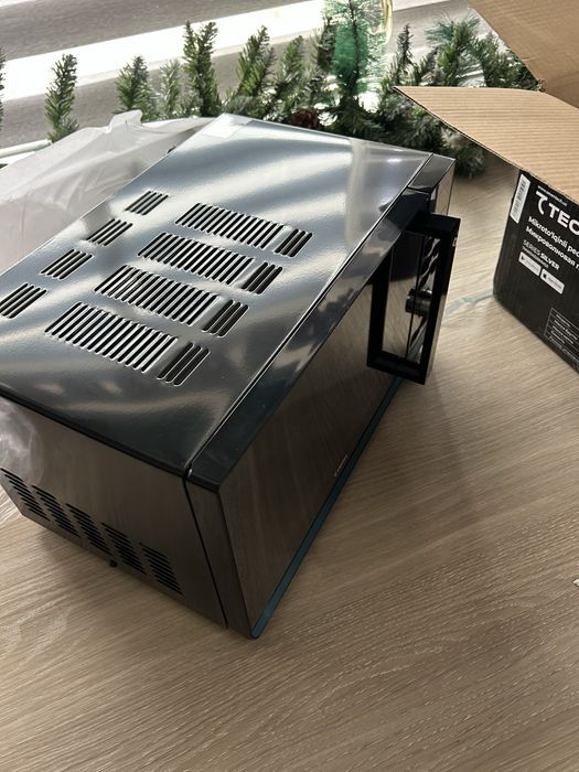 Микроволновка Tech