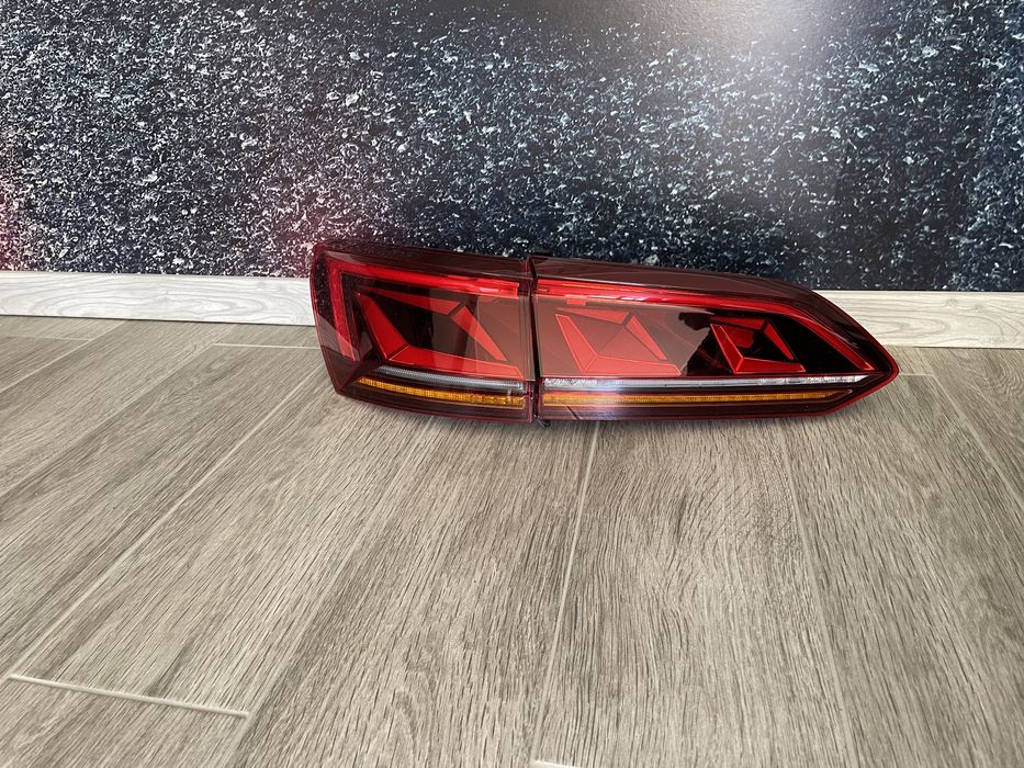 Vw touareg 3 стопове / стоп led/ задна врата/ задна броня