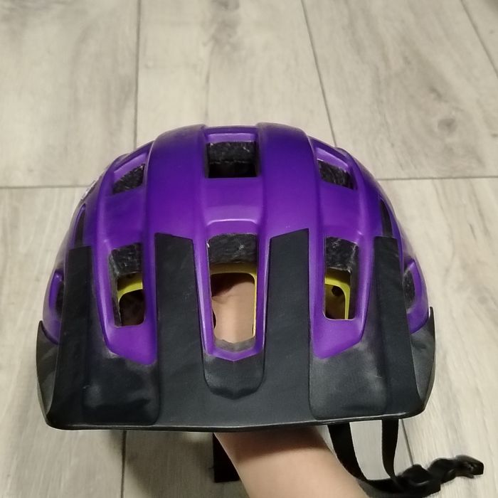 Шлем Giant liv MIPS edition