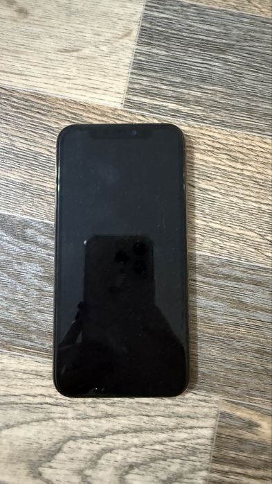 Iphone 11 pro 256мб