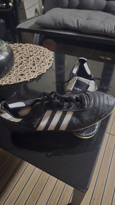 Футболни обувки Adidas copa mundial