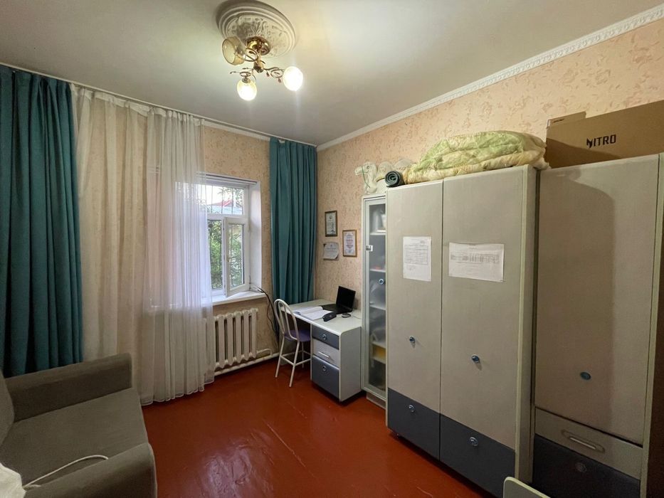 Жер үй сатылады.8 соток