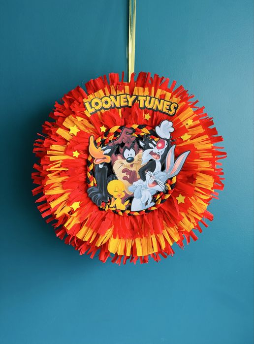 Looney Toons пинята Бъгс Бъни