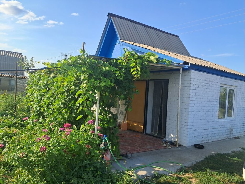 Продам дачу,общество Комунальник.