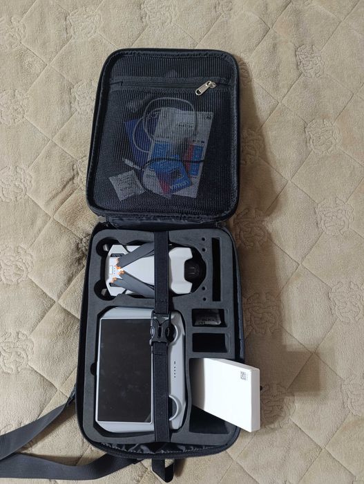 Дрон DJI mini 3 в комплекте