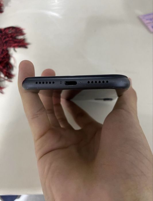 Айфон 11 128GB……..