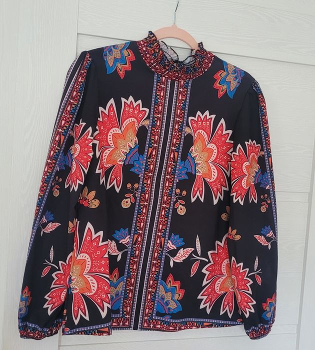 Bluza, imprimeu deosebit