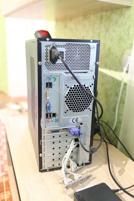 Настолен компютър