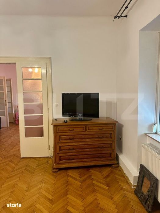 Apartament 3 camere, 100 mp, zona Dambovita
