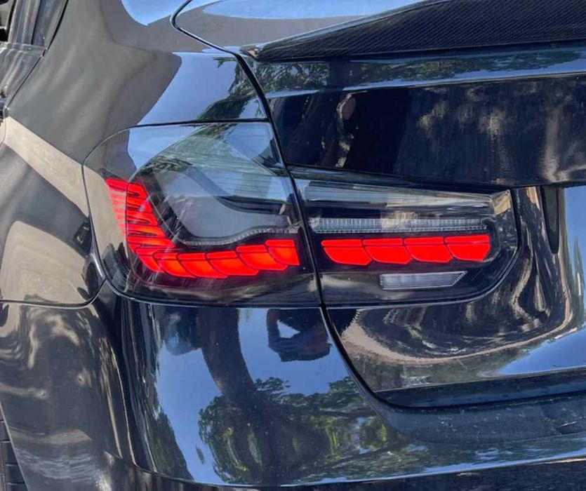 Опушени LED стопове за BMW F30 (2012–2019) – GTS визия с бягащ мигач