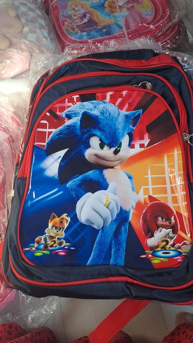 Школьные рюкзаки