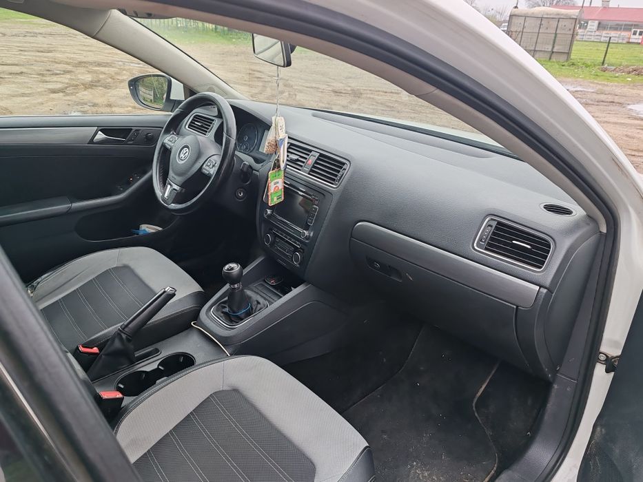 VW Jetta de vânzare