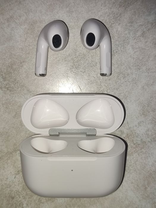 Продам Airpods 3 в идеальнейшем состоянии