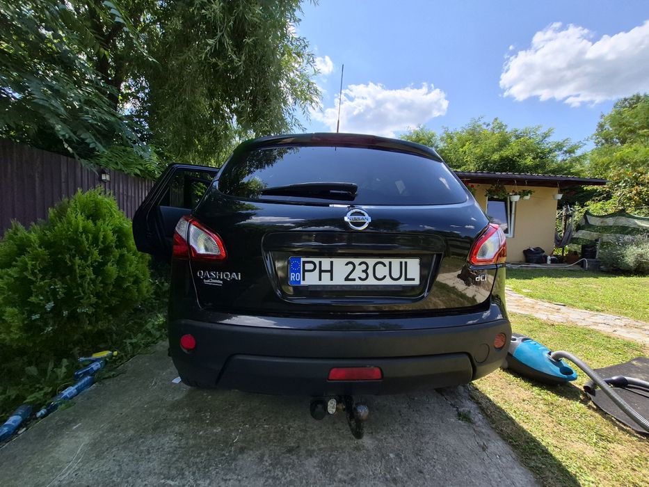 Vând nissan qashqai