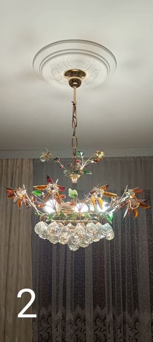 Продам люстра классическая и др