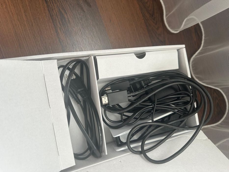 Продам Play Station 5