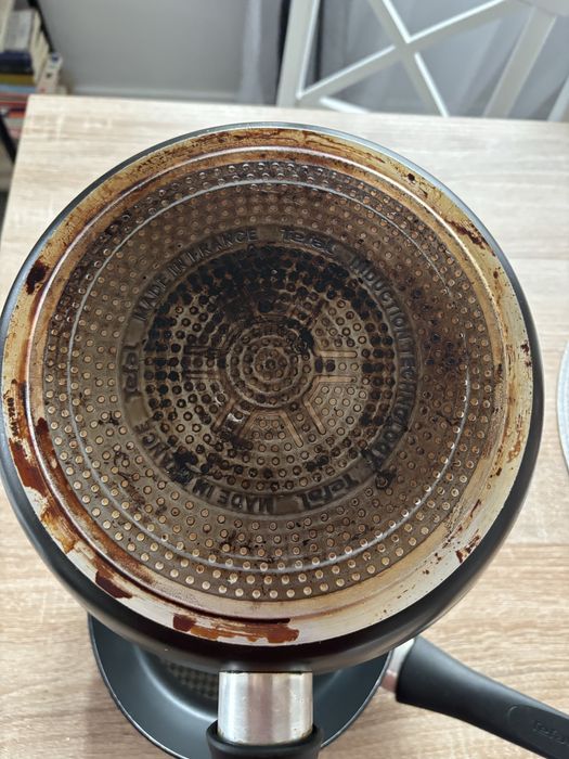 2 Tigai Tefal, stare buna