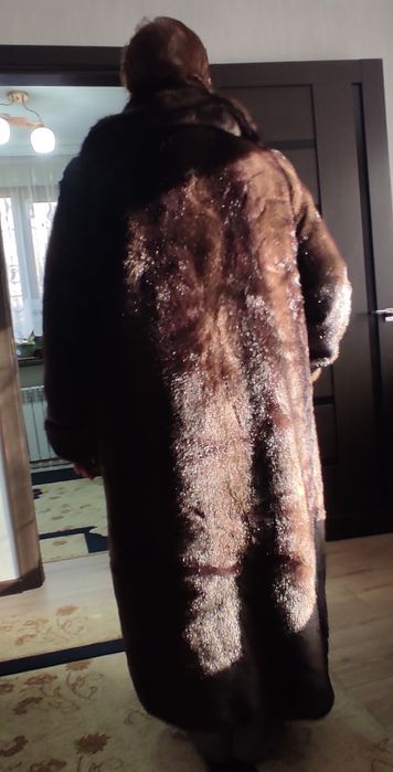 Женская шуба  рр 56