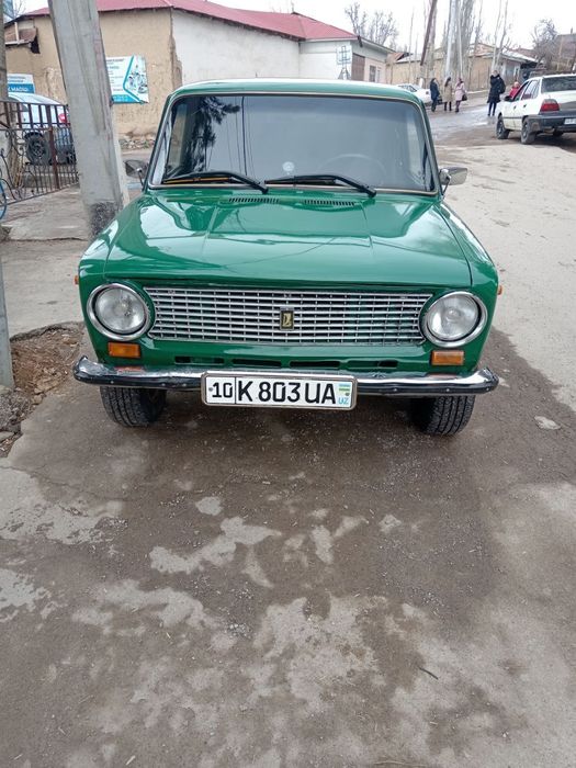 Vaz 2101 Sotiladi