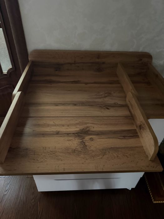 Продам пеленальный стол