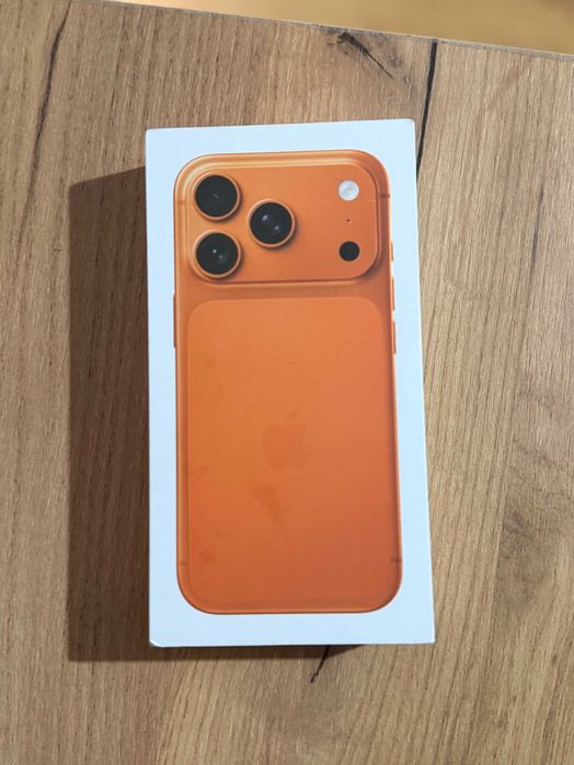 Iphone 17 Pro / 256GB / НЕРАЗПЕЧАТАН