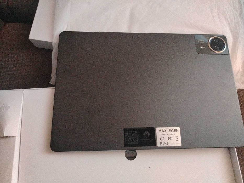 Таблет 14'' Maxlegen