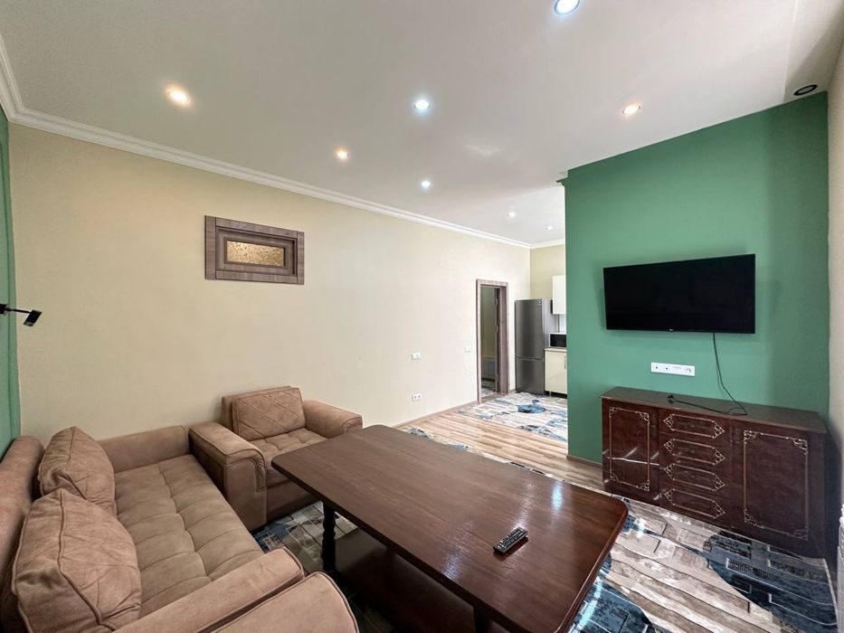 Сдается в аренду хорошая 2х ком.кв. Шаумяна.