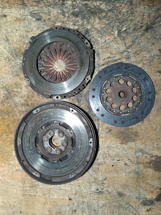 Комплект сцепление ADR 1.8 Audi A4 VW Passat B5 Маховик корзина диск